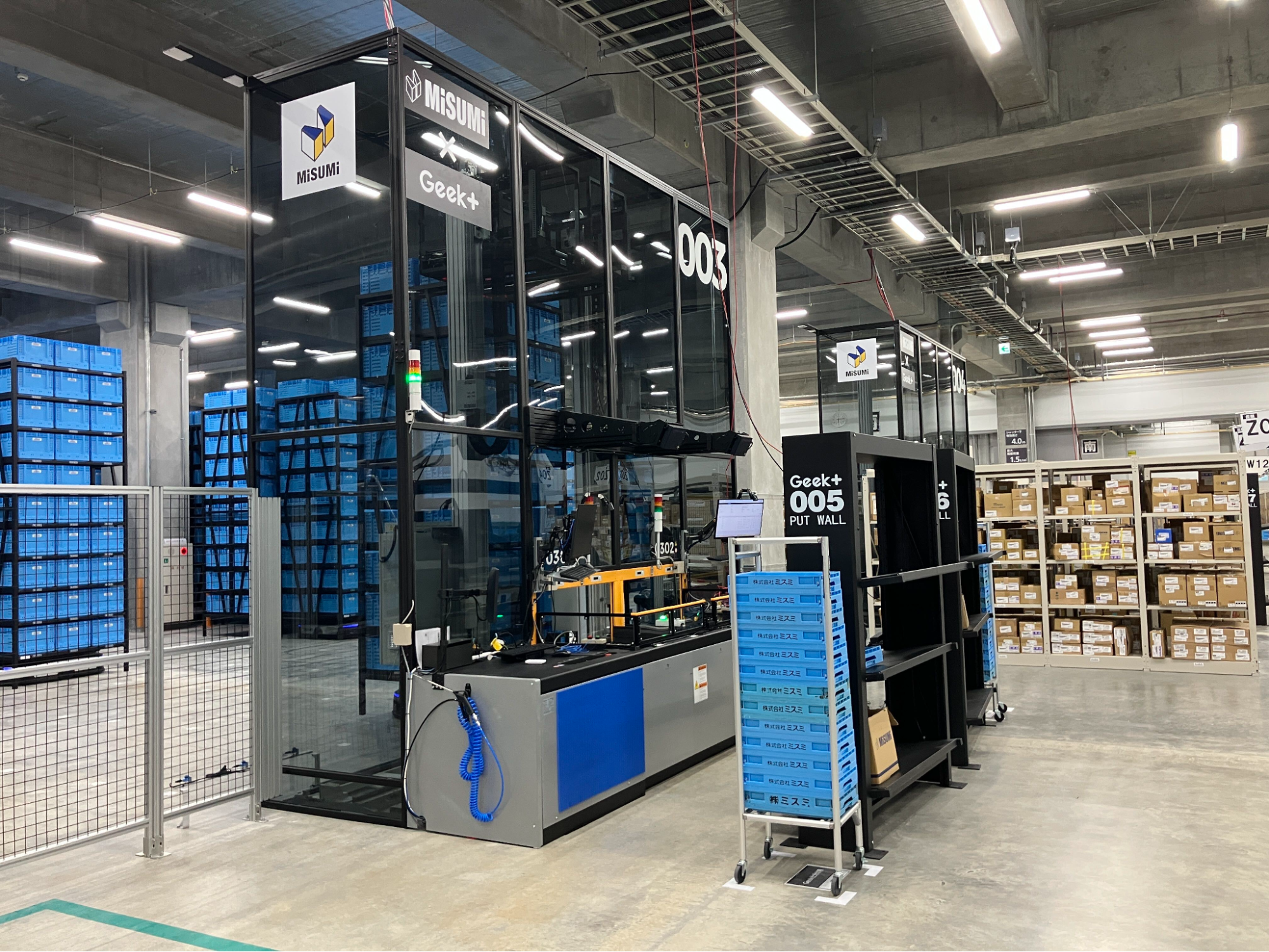 Geek+ installs PopPick at MISUMI's new west Japan hub, 149 robots across two sites